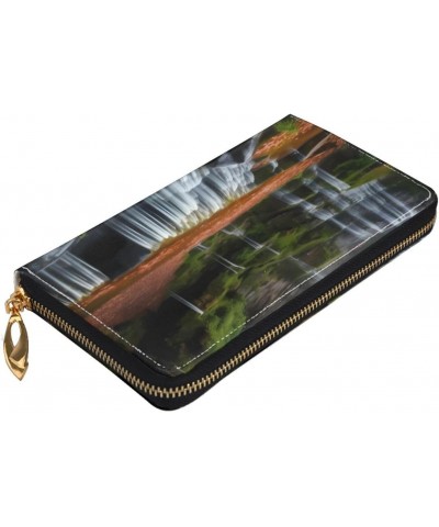 Waterfall View Women'S Wallet, Leather Large Capacity Clutch Bag, Women'S Cell Phone Clutch Bag, Credit Card Holder. $25.95 C...