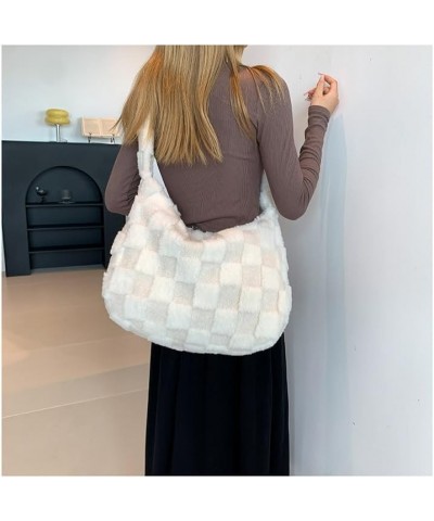 Fluffy Checkerboard Shoulder Bag for Women Plush Plaid Hobo Tote Bag Casual Lightweight Work Shopping Furry Purse (Khaki) Bei...