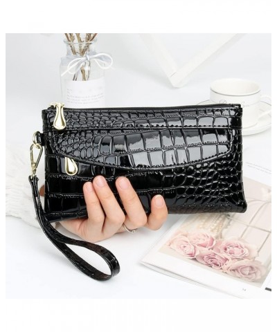 Fashion Clutch Wristlet Evening Bag Purse Wallet for Women Crocodile Pattern Leather Wristlet Casual Clutch Purse (Red) Black...