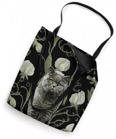 British Shorthair White Sweet Pea Flower Pattern Tote Bag $11.00 Totes